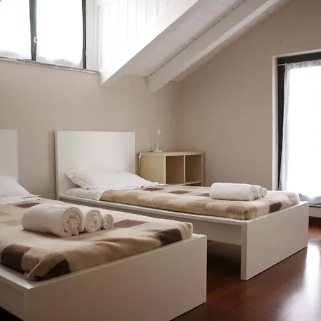 Appartamenti Donizetti Leonardo Apartment *