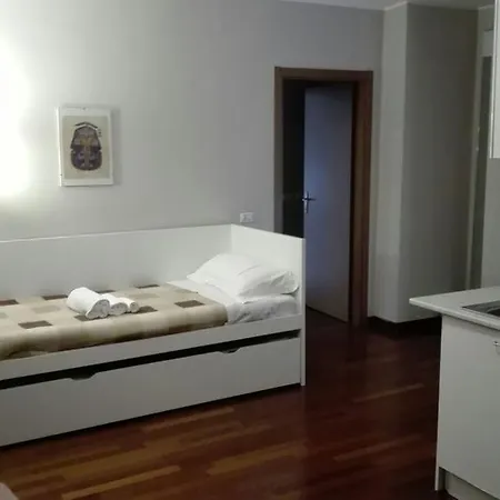 Apartment Appartamenti Donizetti Leonardo Rho
